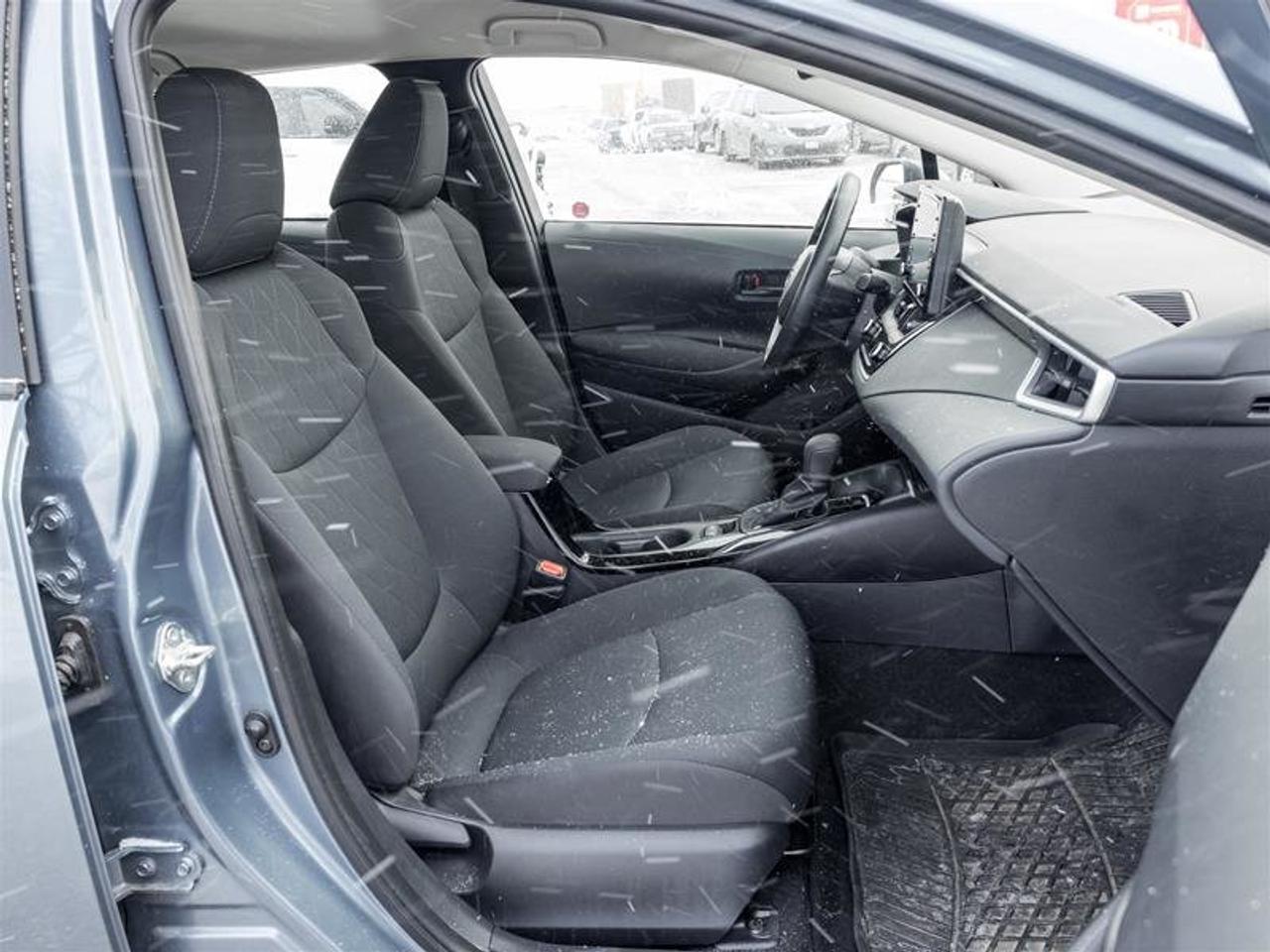 2022 Toyota Corolla LE CVT Photo