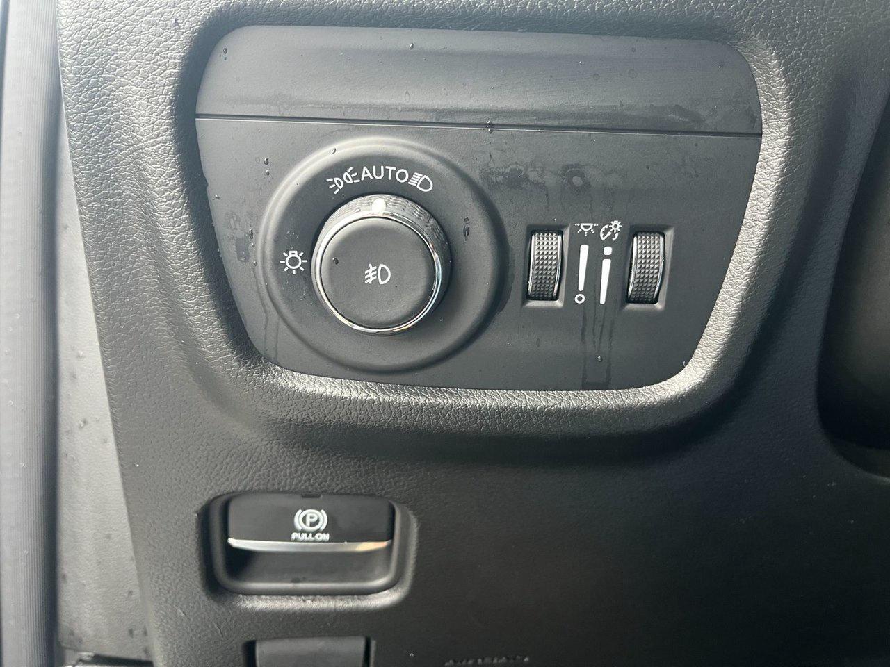 2024 Jeep Grand Cherokee LIMITED 4X4 Photo