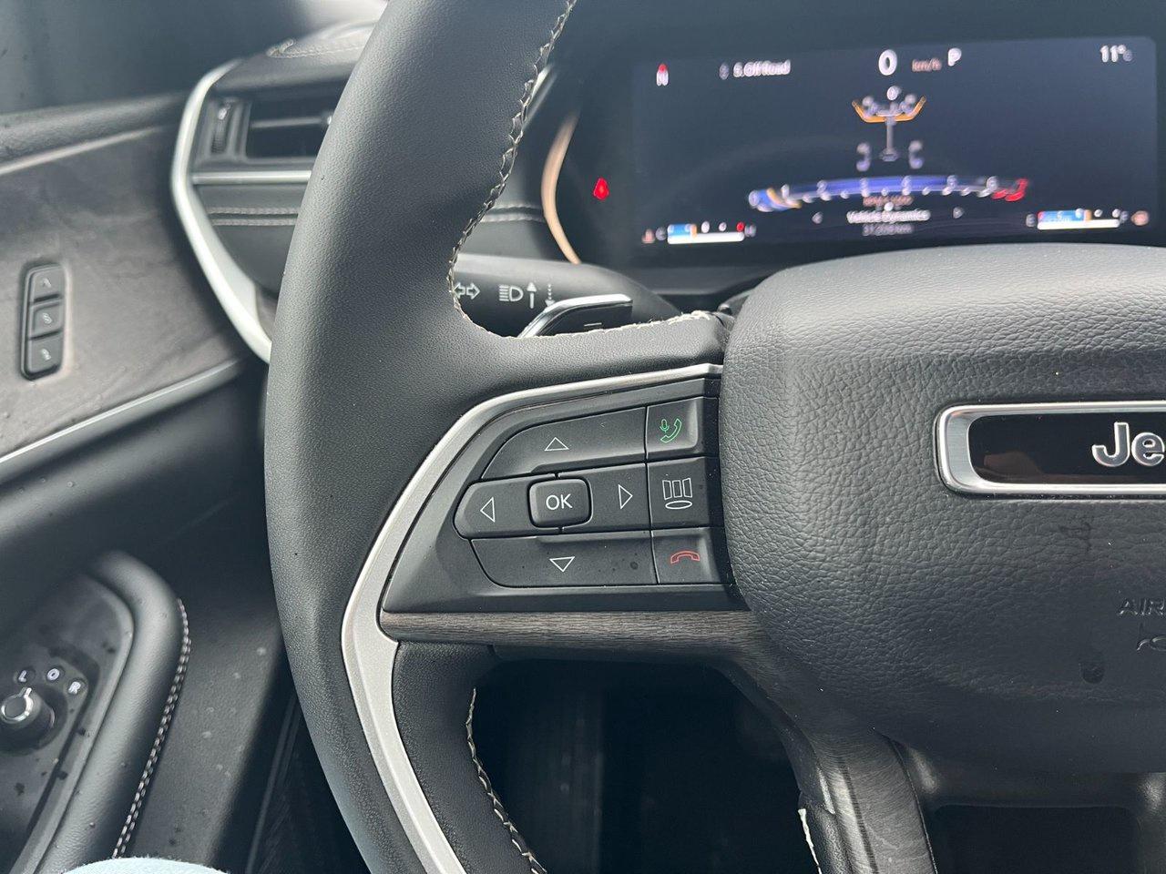 2024 Jeep Grand Cherokee LIMITED 4X4 Photo