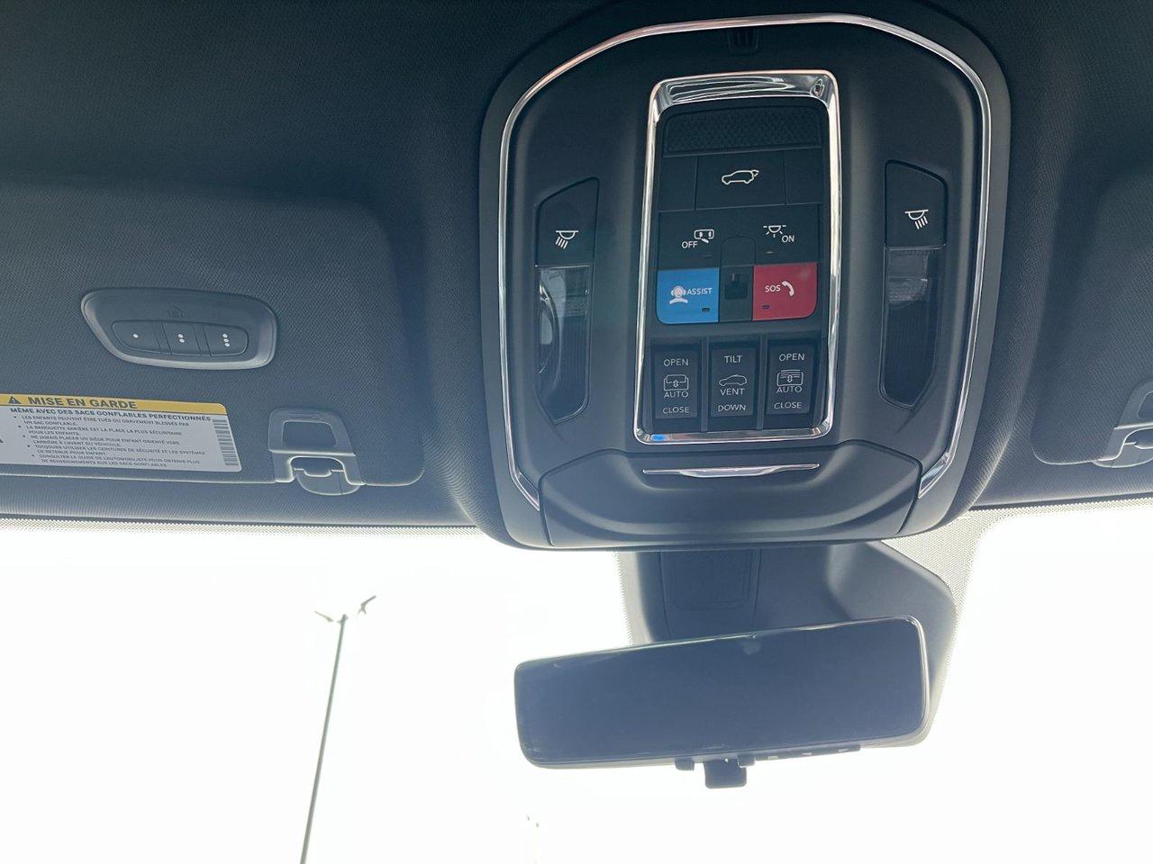 2024 Jeep Grand Cherokee LIMITED 4X4 Photo