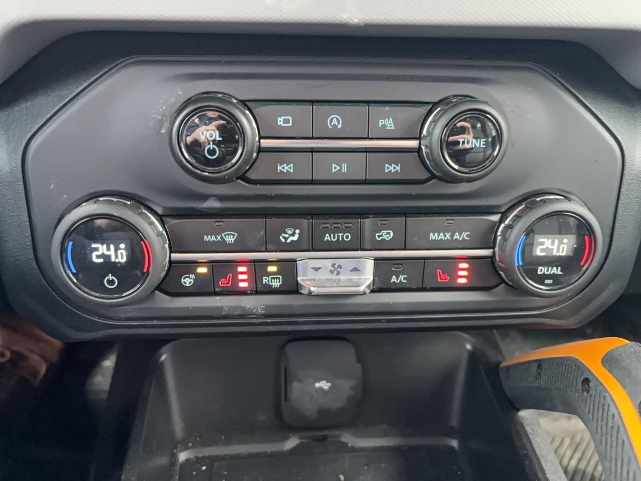 2023 Ford Bronco OVER $10 IN OPTIONS! HIGH PACKAGE! REMOTE START! Photo