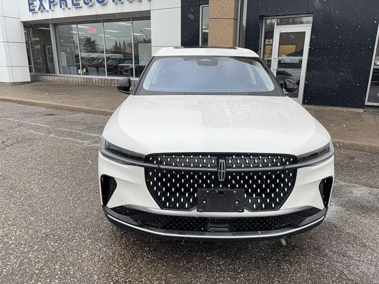 2025 Lincoln Nautilus PREMIER, AWD, LEATHER, AWD, PREVIOUS DEMO! ROOF! Photo1