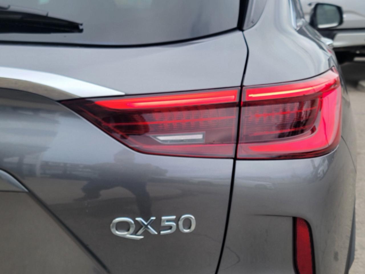 2019 Infiniti QX50 Essential Awd Photo