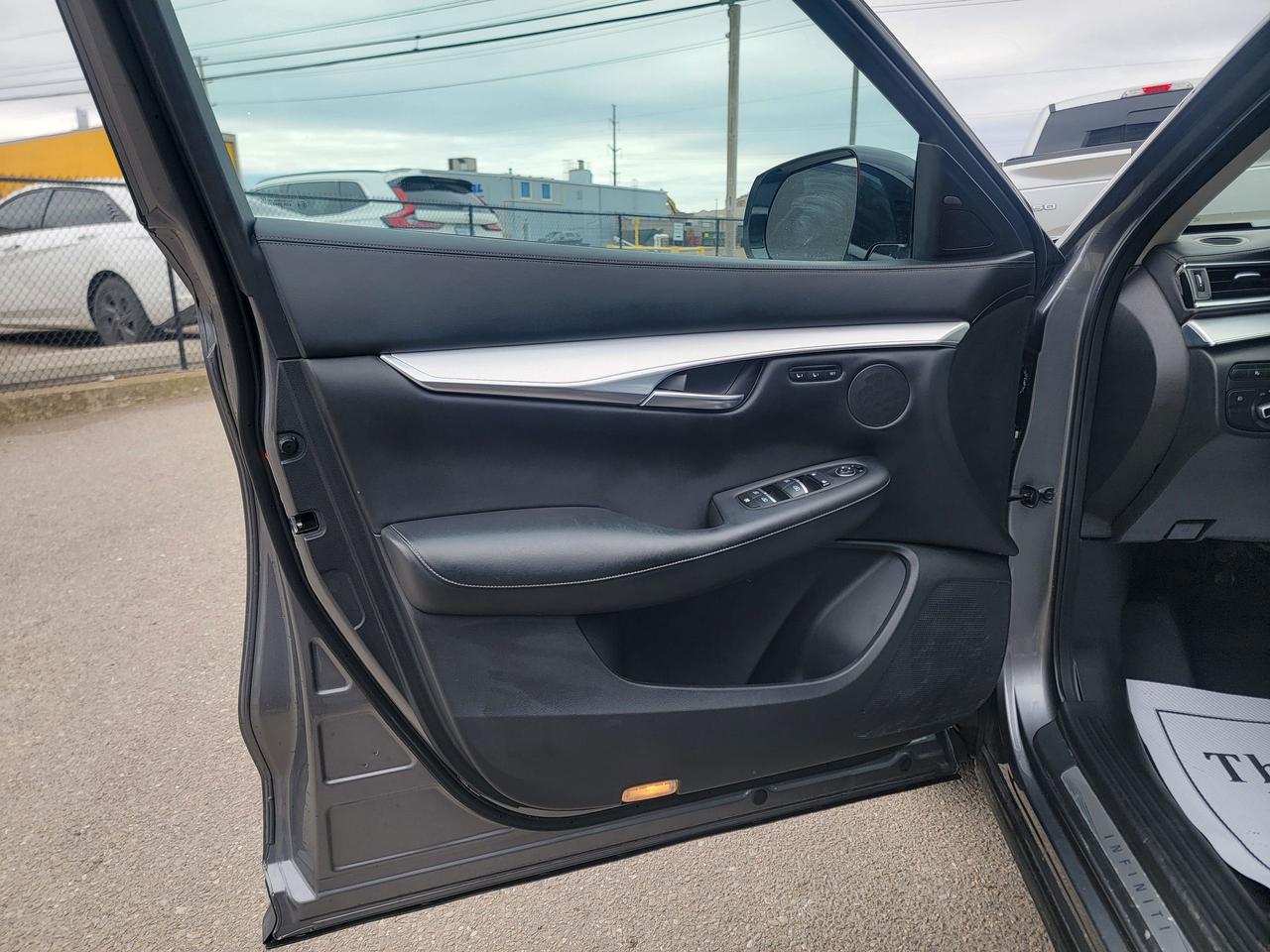 2019 Infiniti QX50 Essential Awd Photo