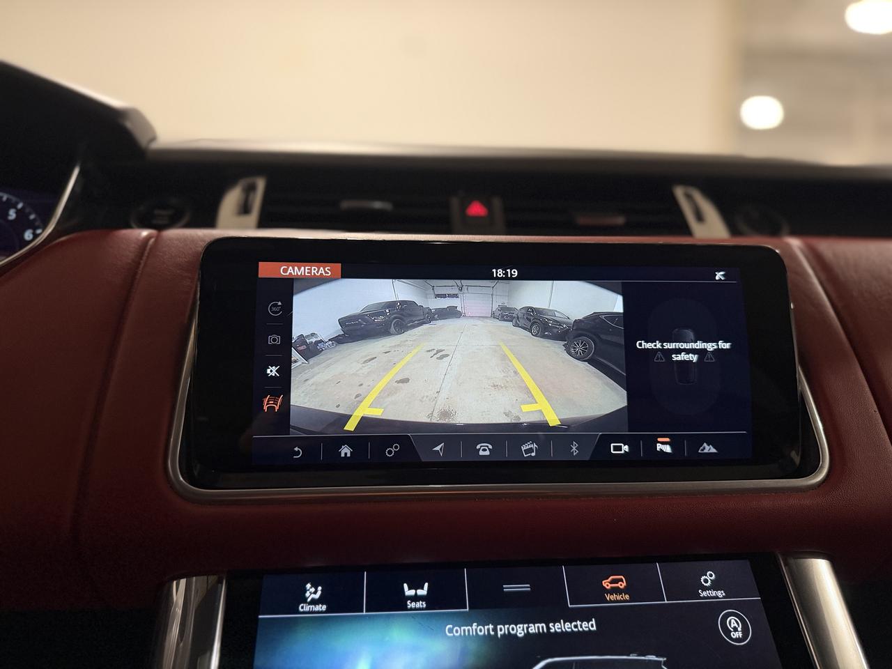 2019 Land Rover Range Rover Sport HST | RED INT. Photo