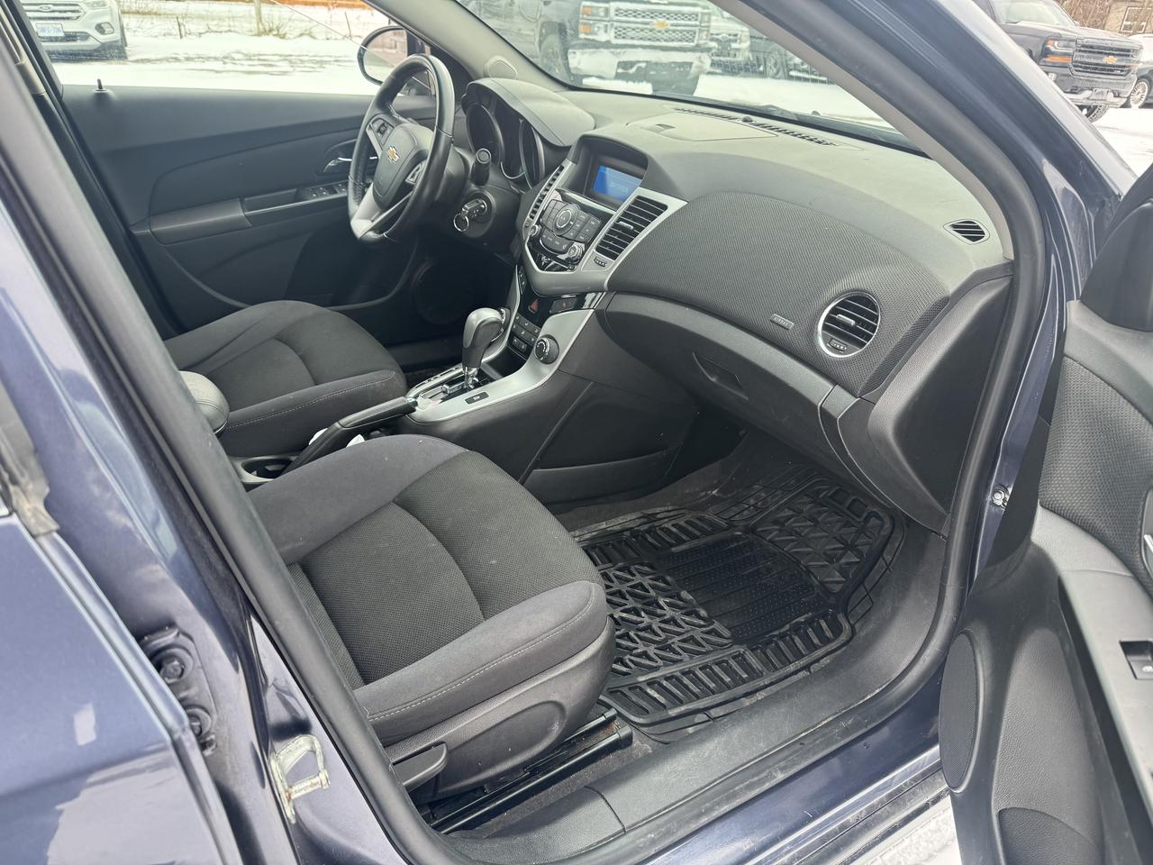 2014 Chevrolet Cruze 1LT Photo