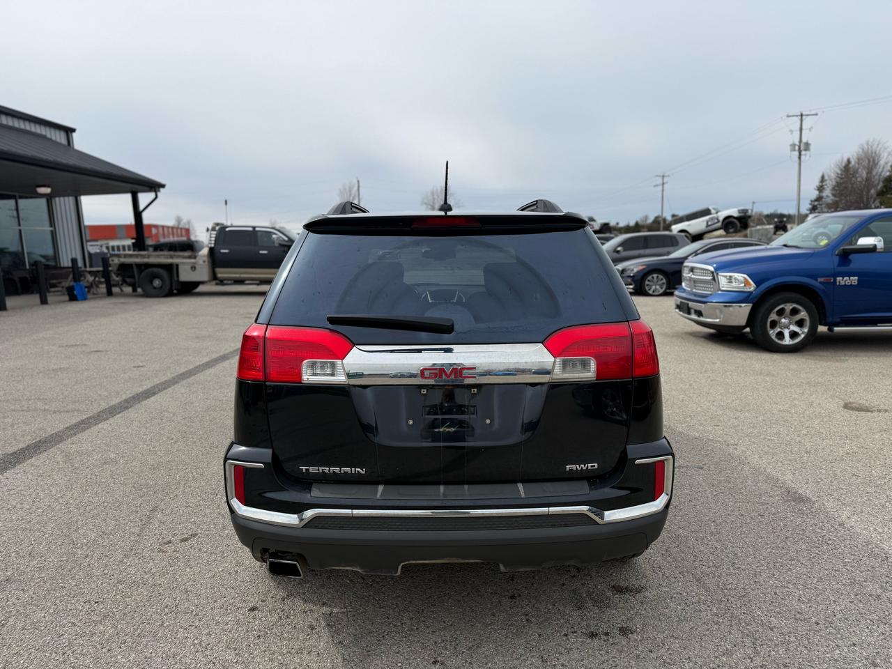 2017 GMC Terrain SLE Photo4