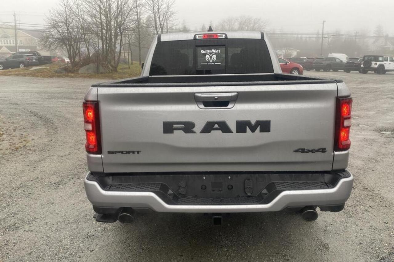 2025 RAM 1500  Photo