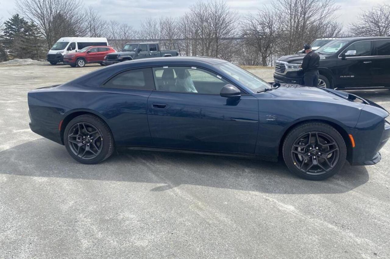 2025 Dodge Charger Daytona  Photo