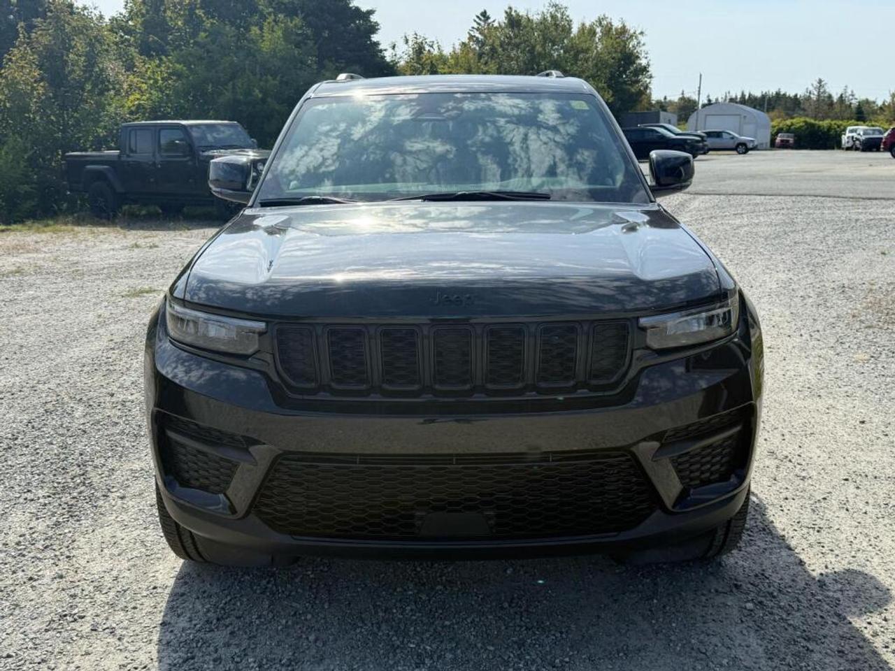 2025 Jeep Grand Cherokee  Photo