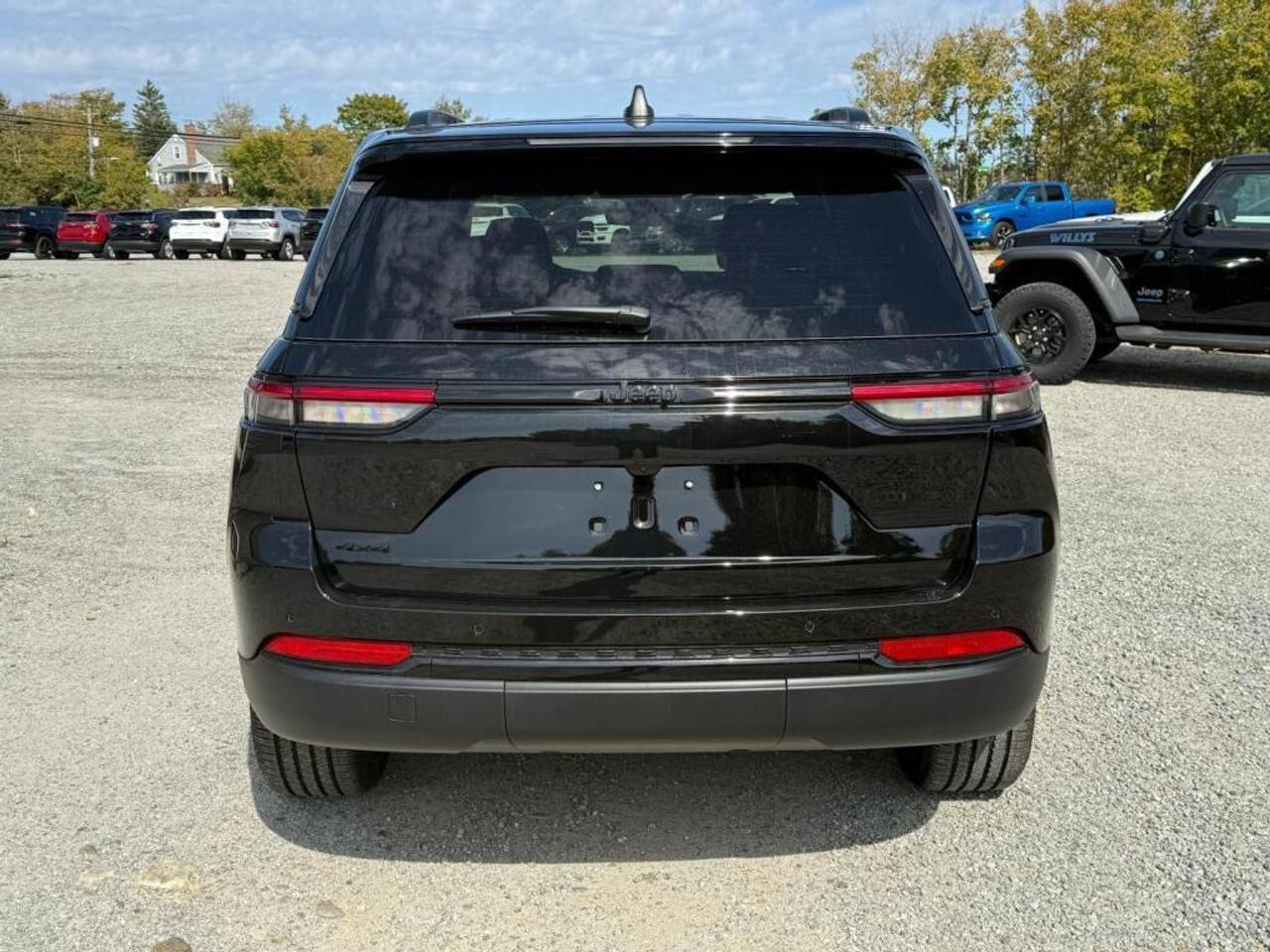 2025 Jeep Grand Cherokee  Photo