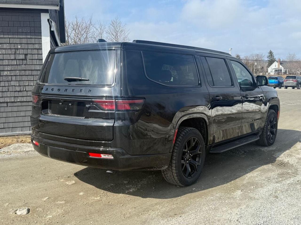 2025 Jeep Wagoneer L  Photo