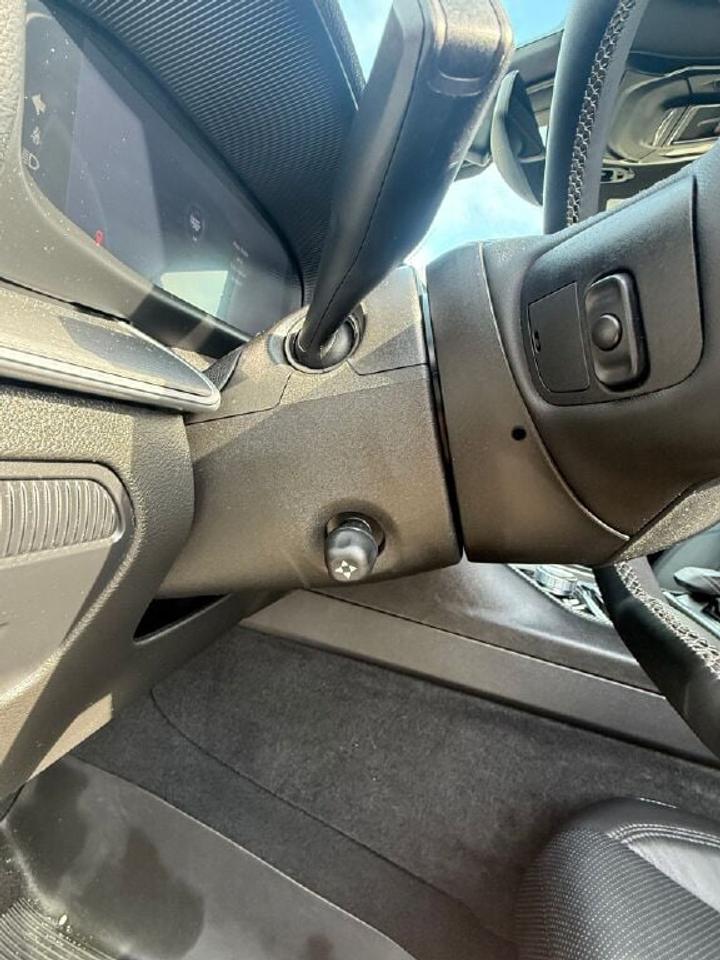 2025 Jeep Wagoneer L  Photo