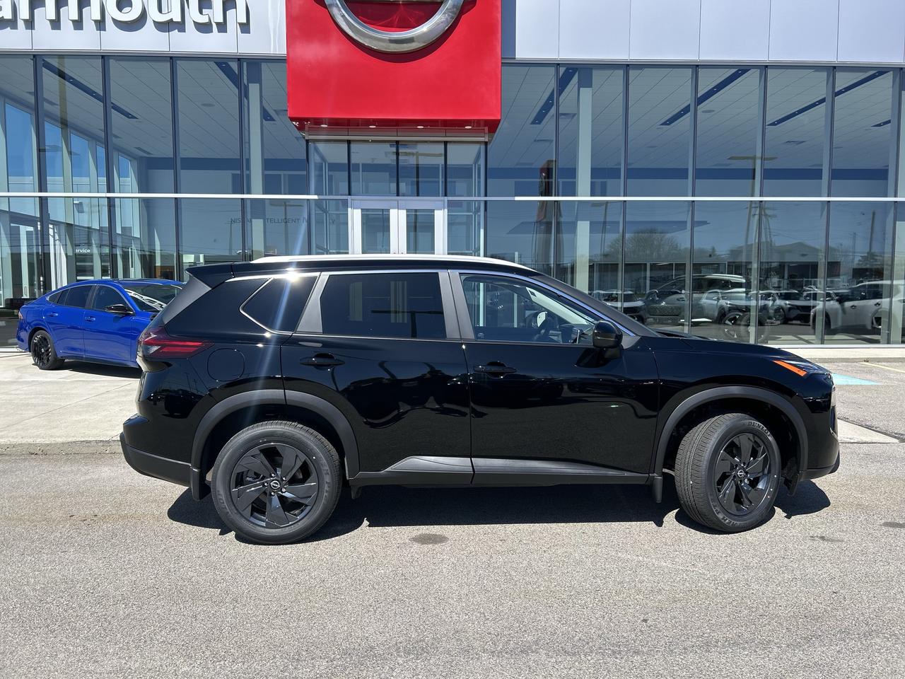 2026 Nissan Rogue SV MOONROOF Photo