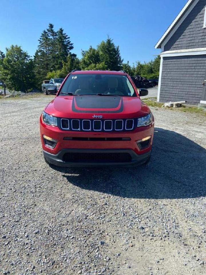 2018 Jeep Compass Sport Photo1