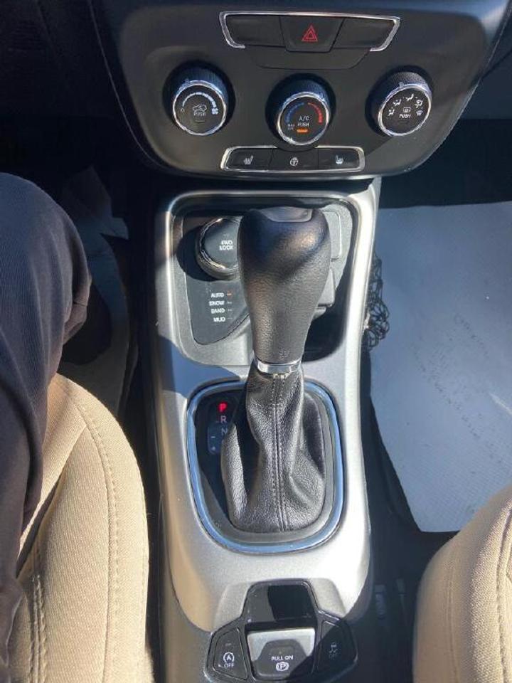 2018 Jeep Compass Sport Photo