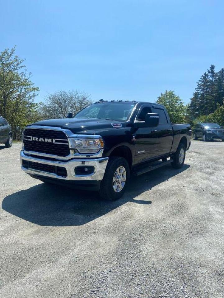 2024 RAM 3500 Big Horn Photo