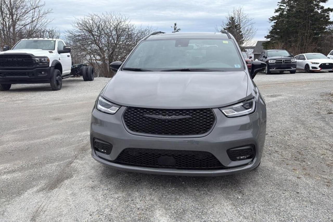 2024 Chrysler Pacifica Hybrid PREMIUM S APPEARANCE Photo1