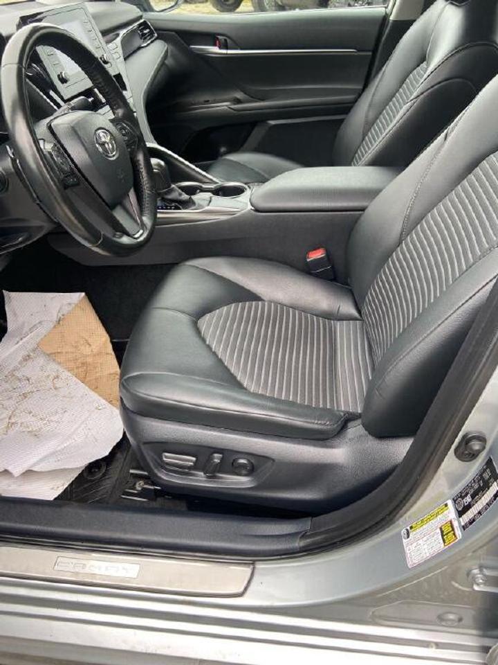 2023 Toyota Camry SE Photo