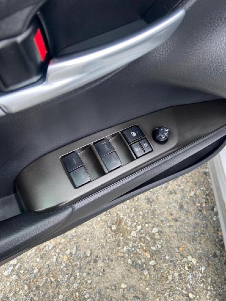 2023 Toyota Camry SE Photo