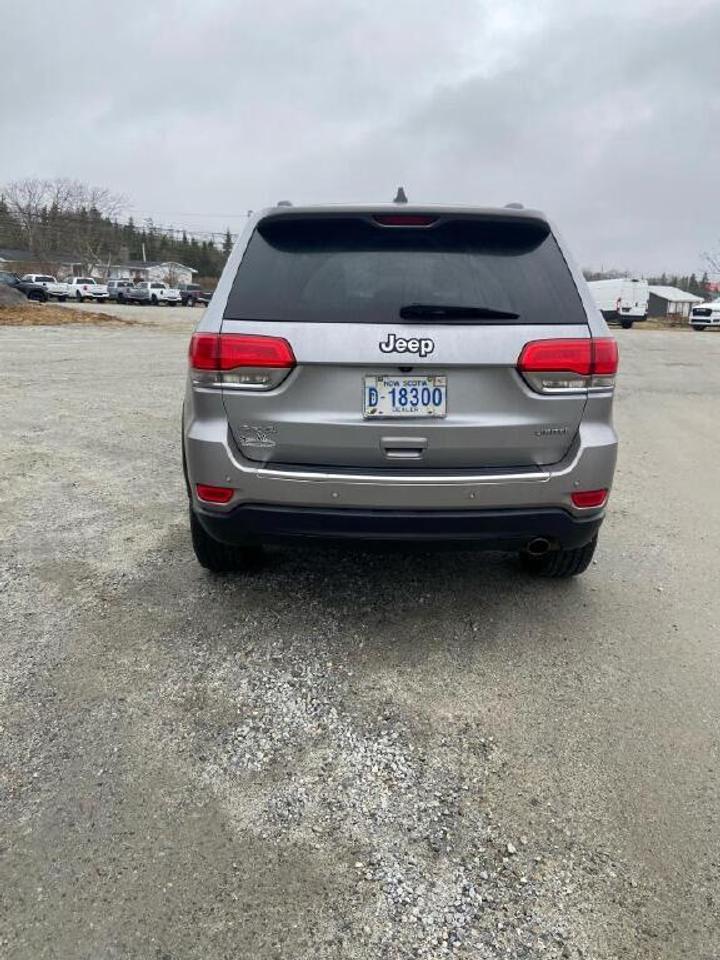 2017 Jeep Grand Cherokee Limited Photo4