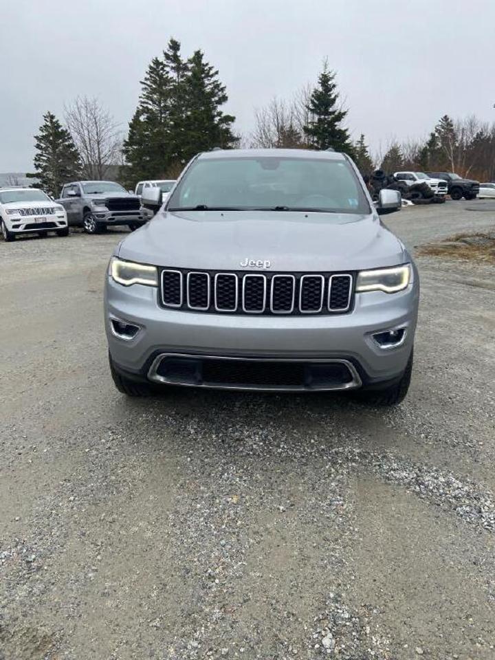 2017 Jeep Grand Cherokee Limited Photo1