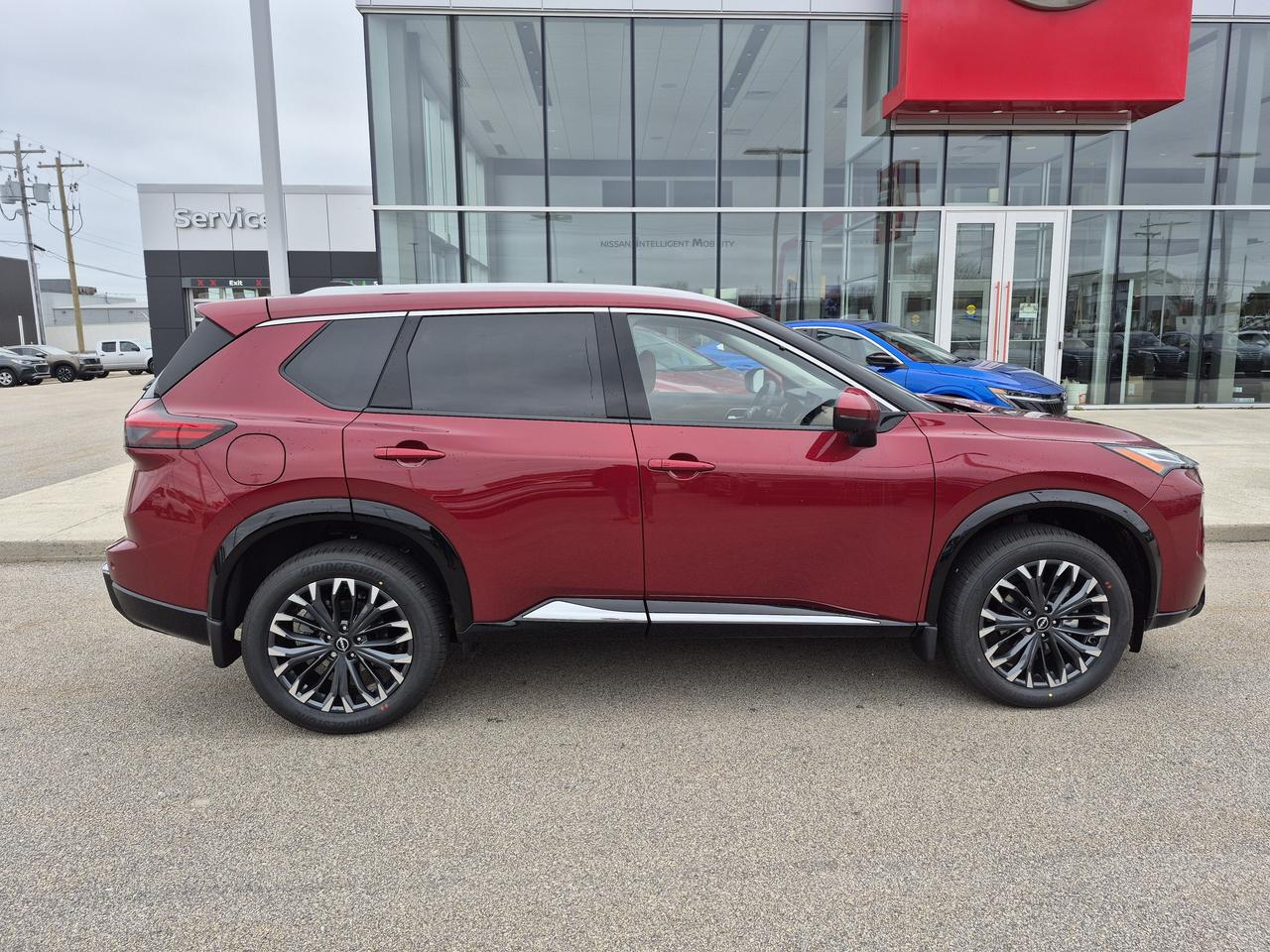 2026 Nissan Rogue Platinum Photo
