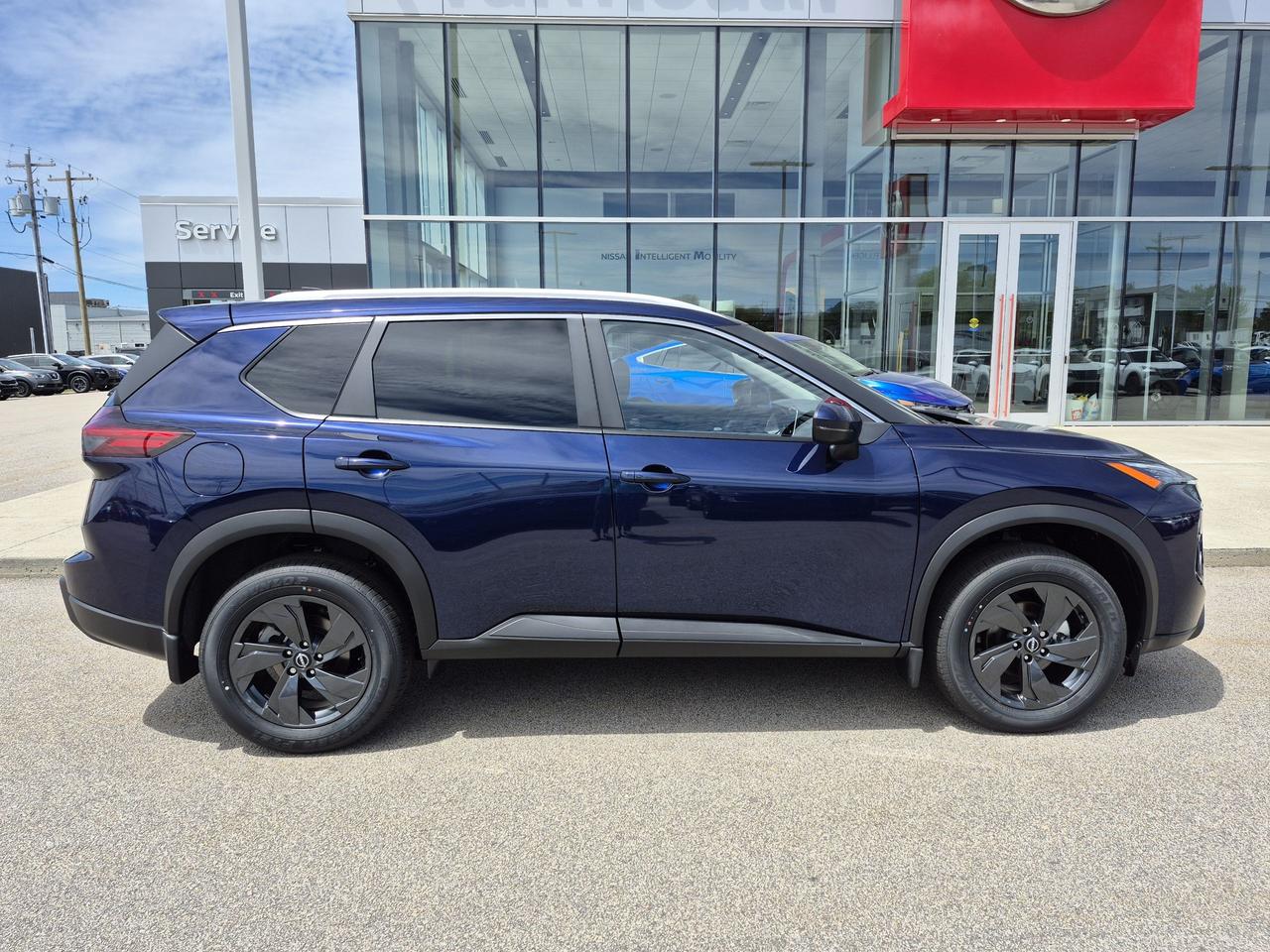 2026 Nissan Rogue SV MOONROOF Photo