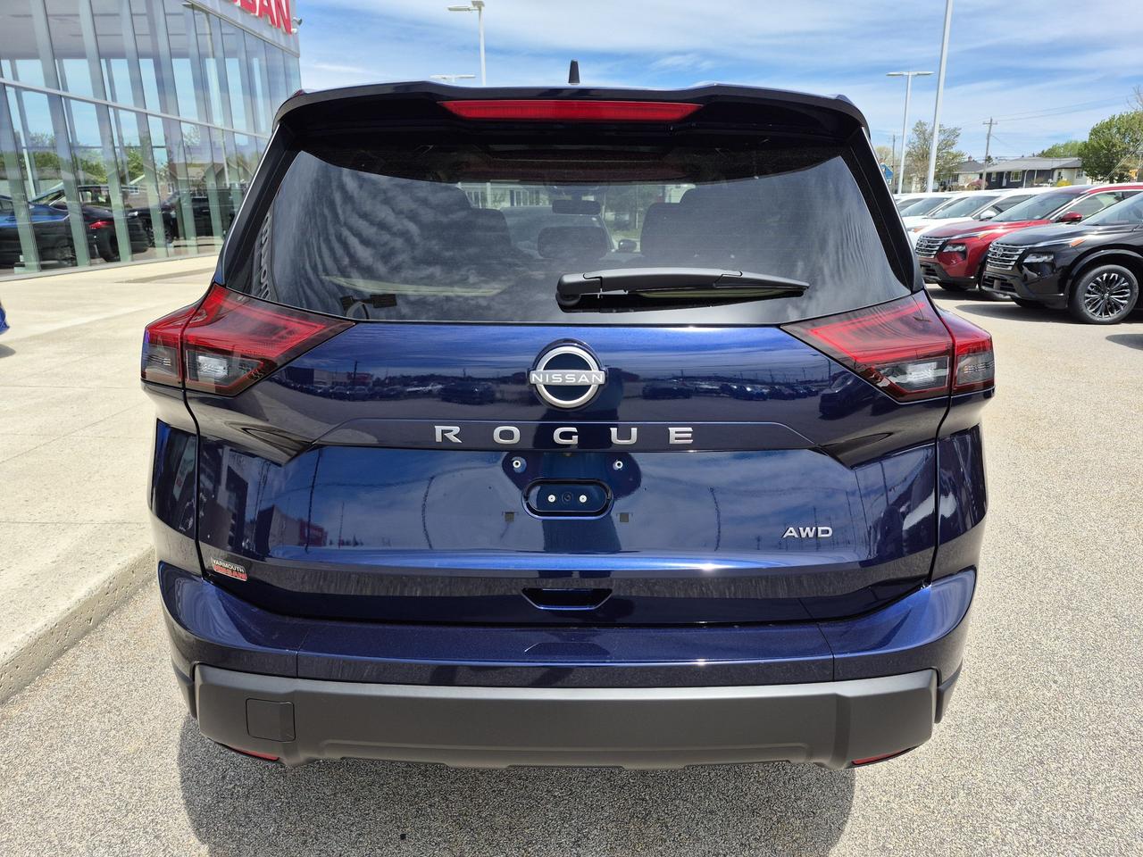 2026 Nissan Rogue SV MOONROOF Photo