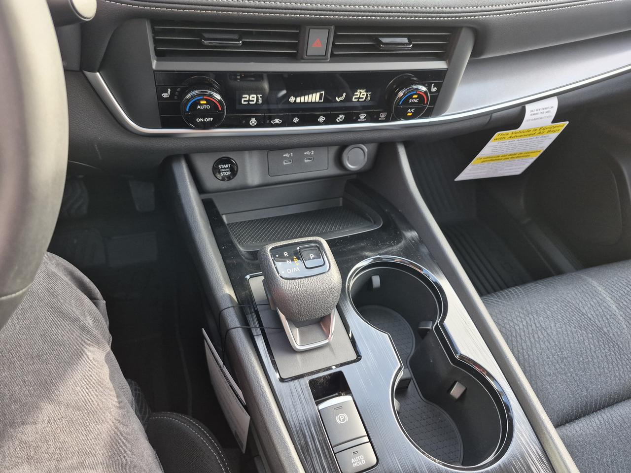 2026 Nissan Rogue SV MOONROOF Photo