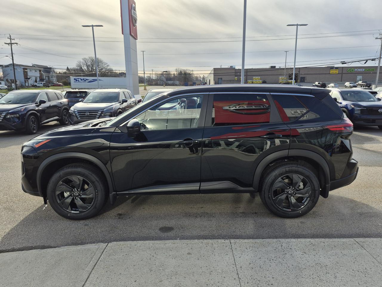 2026 Nissan Rogue SV MOONROOF Photo