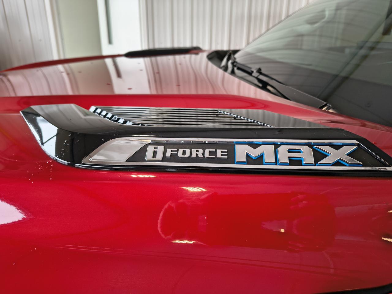 2023 Toyota Tundra LIMITED HYBRID Photo0