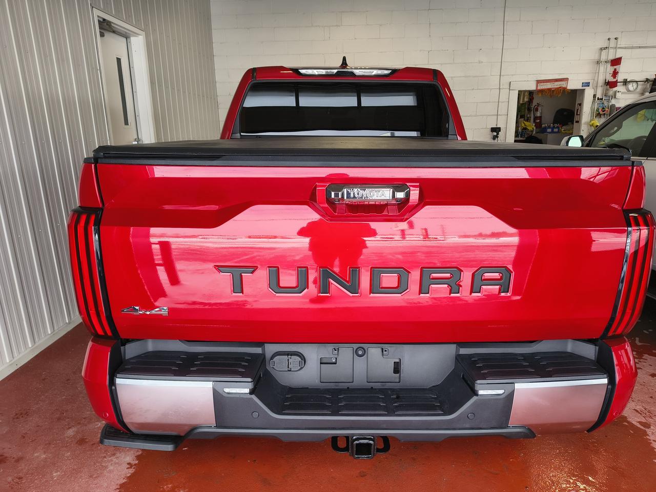 2023 Toyota Tundra LIMITED HYBRID Photo