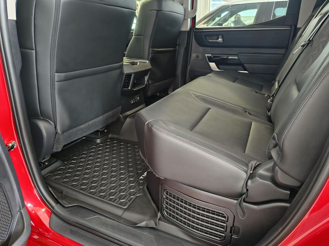 2023 Toyota Tundra LIMITED HYBRID Photo