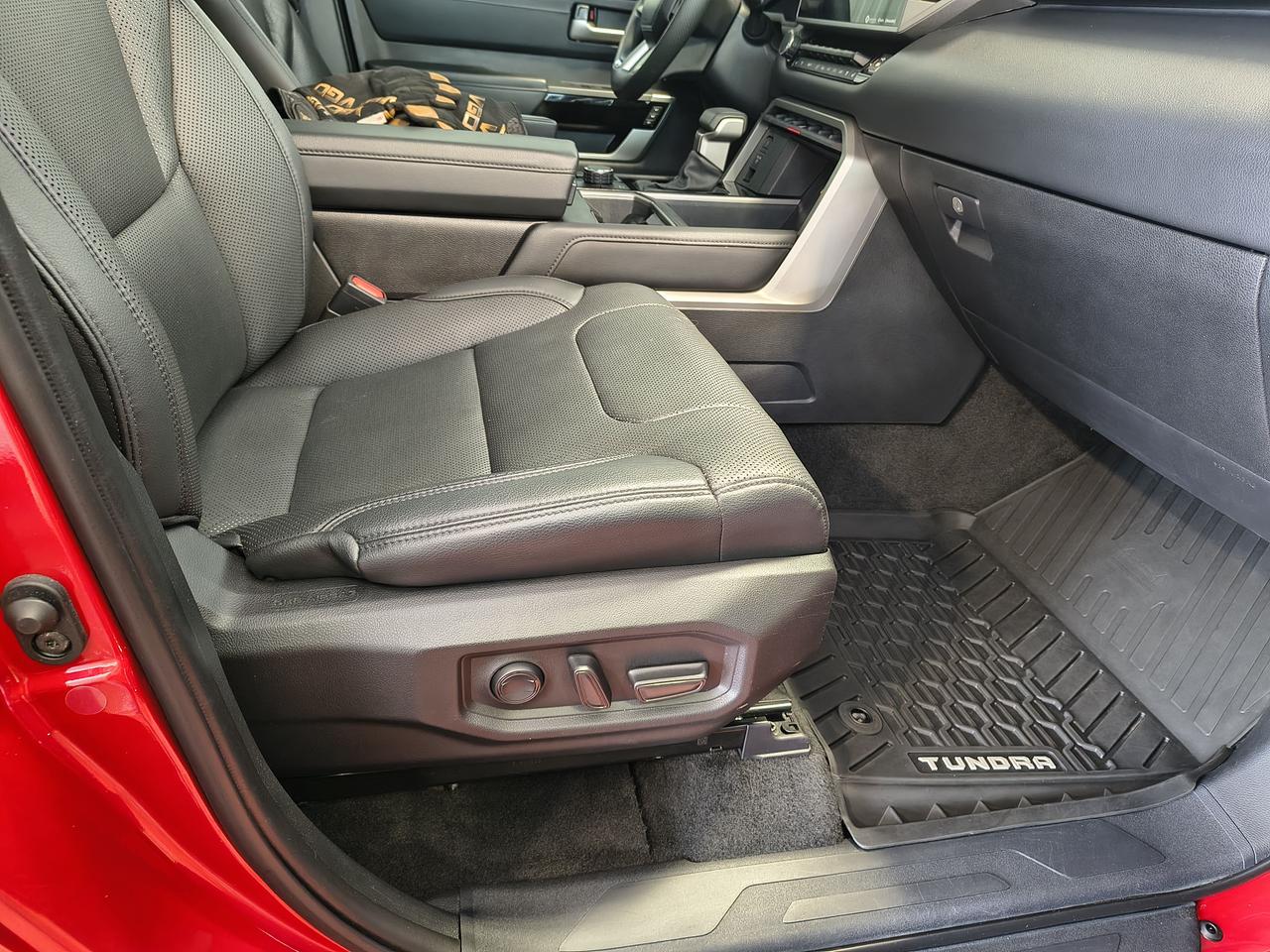 2023 Toyota Tundra LIMITED HYBRID Photo