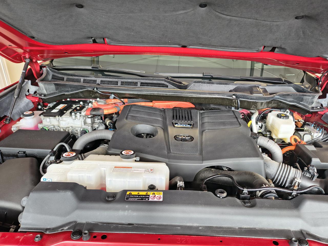 2023 Toyota Tundra LIMITED HYBRID Photo