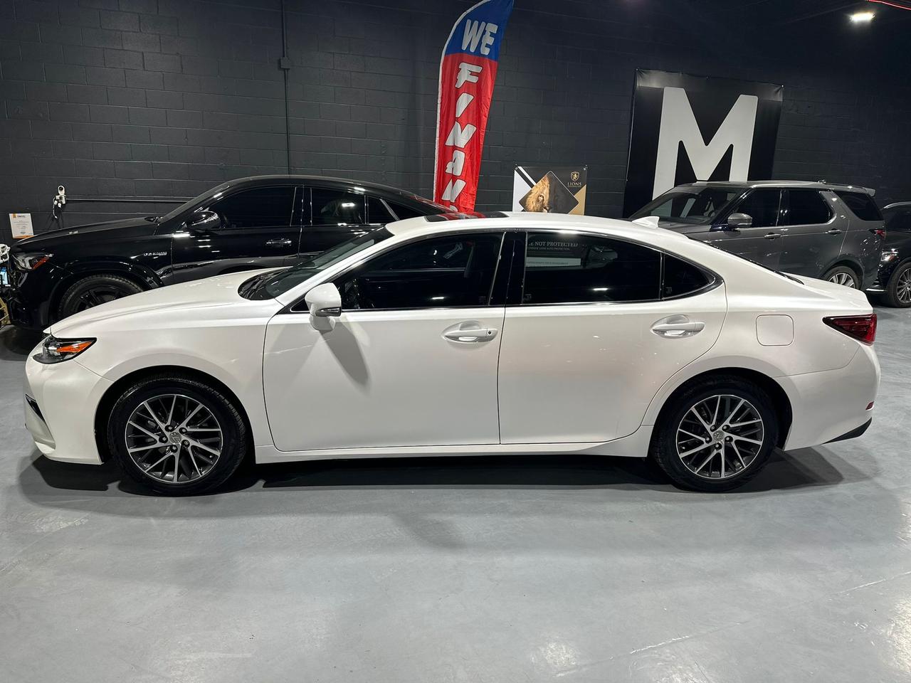 2017 Lexus ES 350  Photo