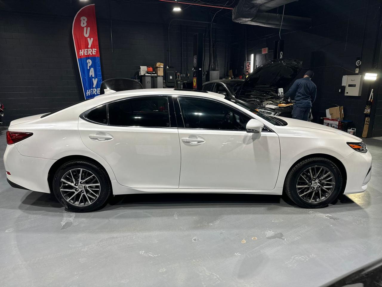 2017 Lexus ES 350  Photo