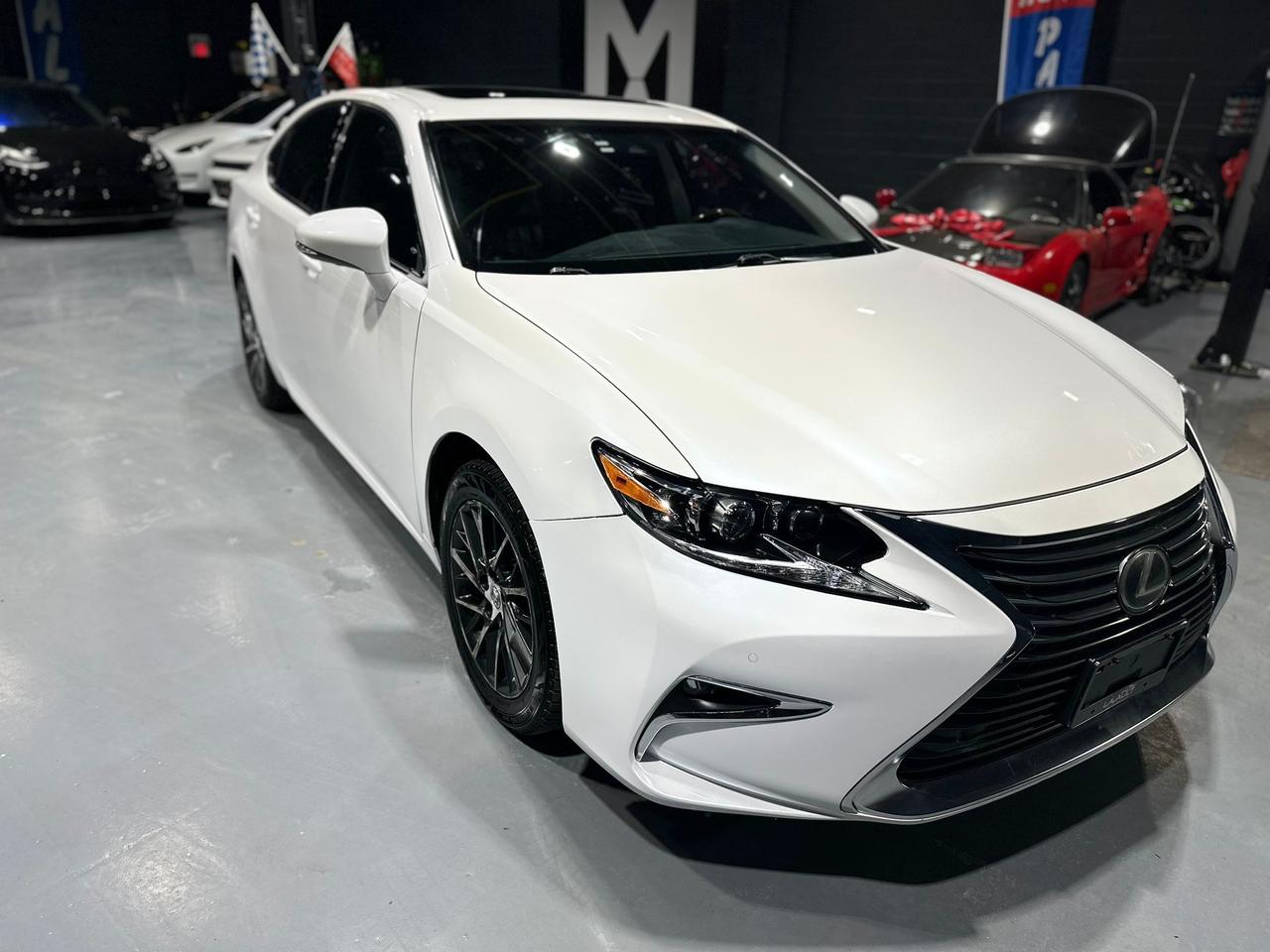 2017 Lexus ES 350  Photo