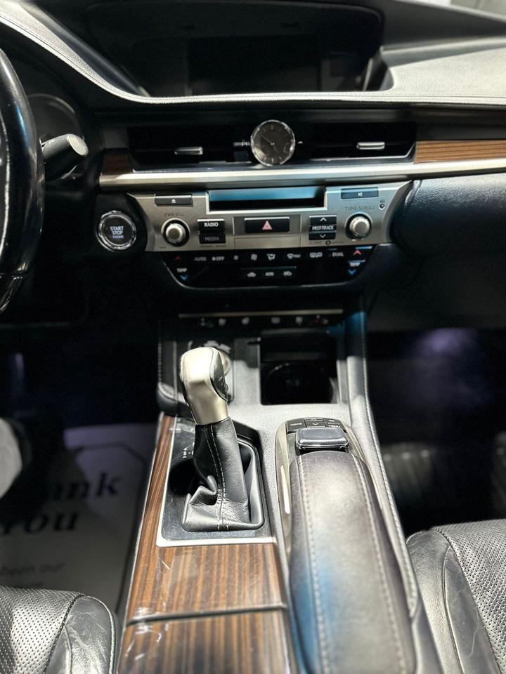 2017 Lexus ES 350  - Photo #13