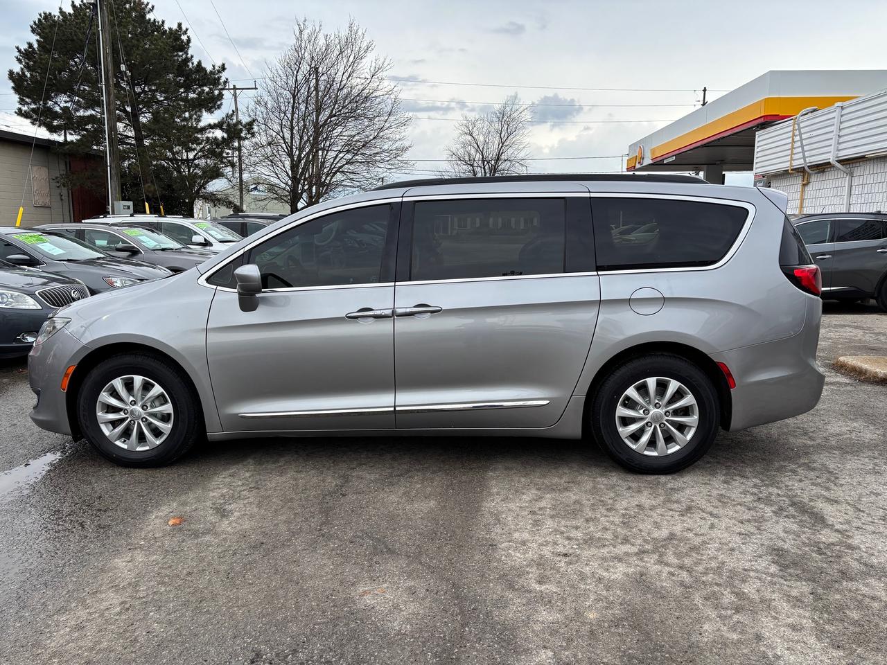 2017 Chrysler Pacifica Touring-L with 8 passenger seating. Photo