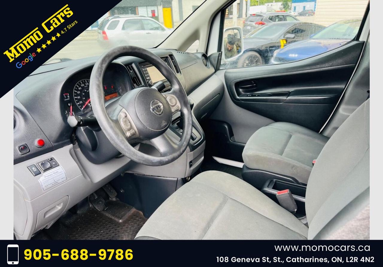 2015 Nissan NV200 SV Photo