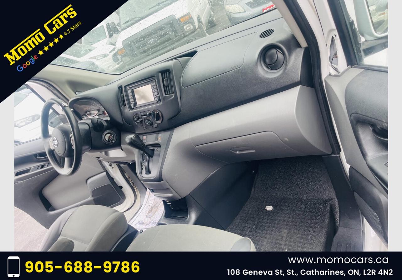 2017 Nissan NV200 S Photo