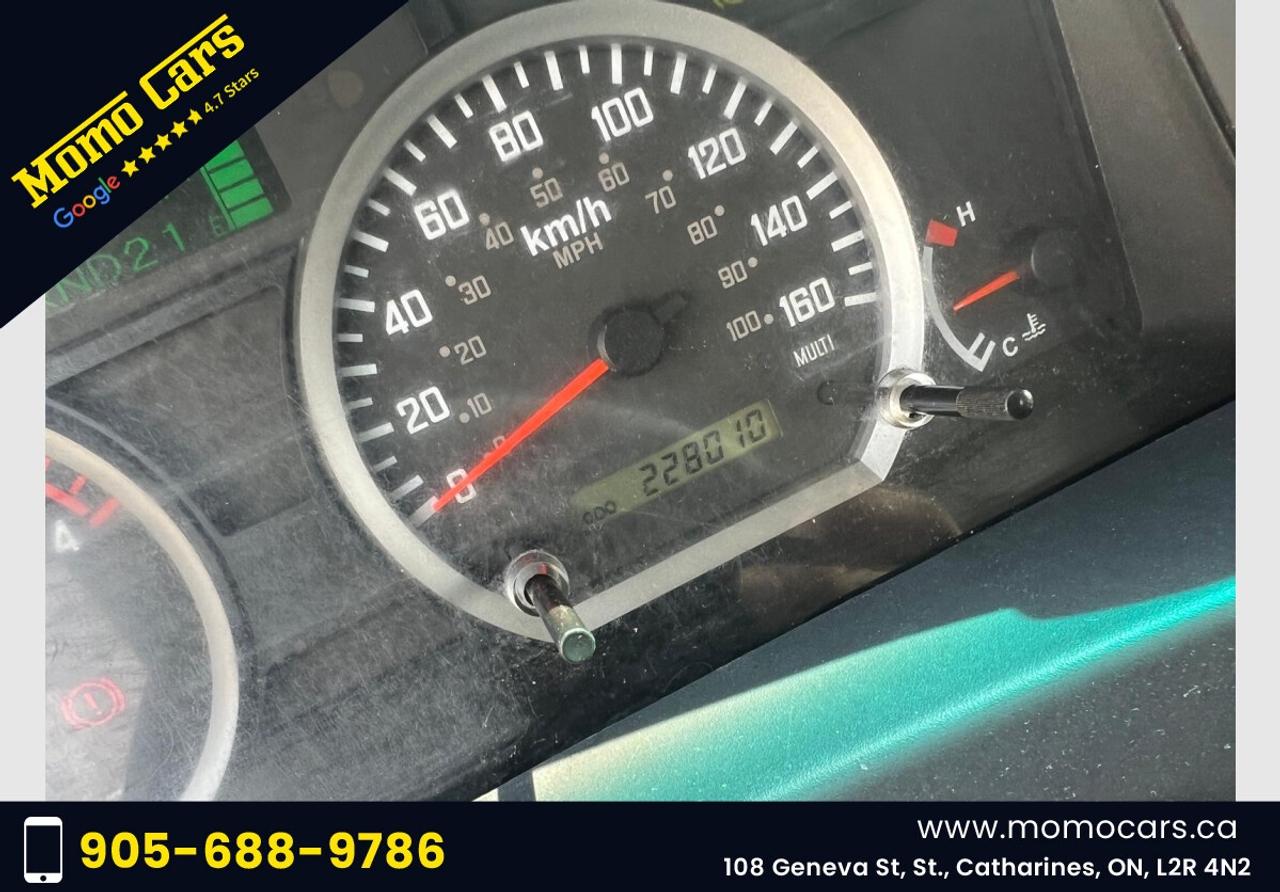 2011 Isuzu NQR  Photo