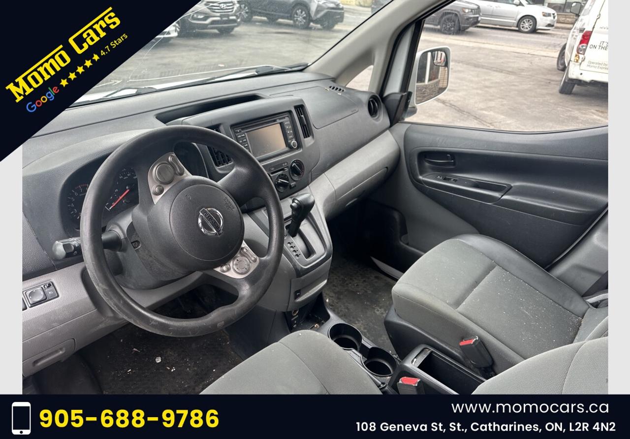 2015 Nissan NV200 SV Photo