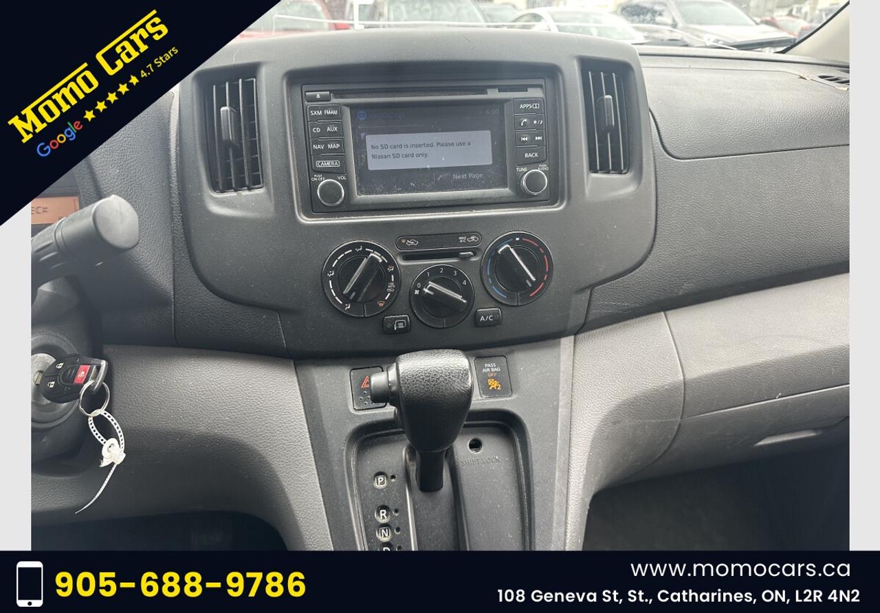 2015 Nissan NV200 SV Photo