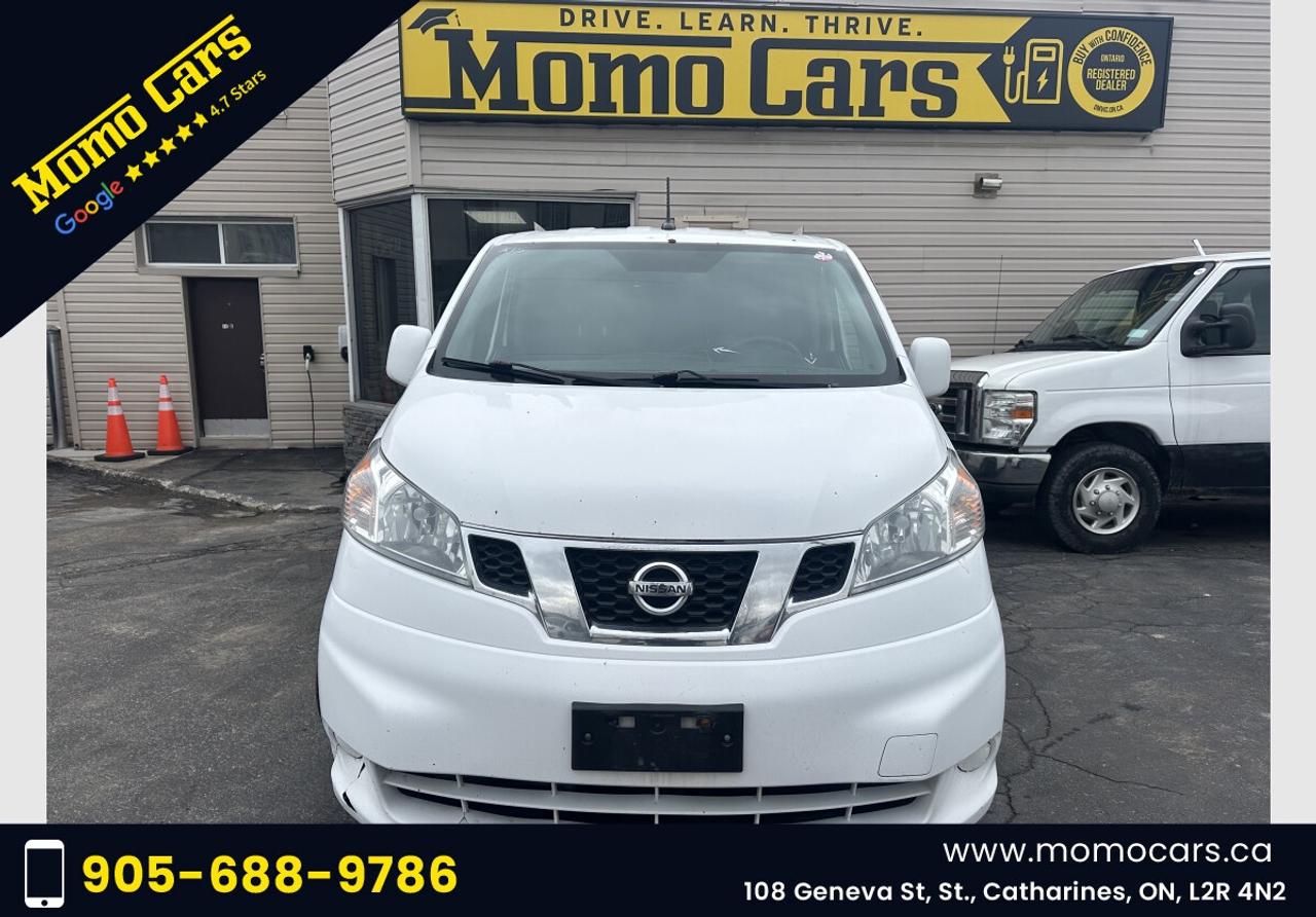 2015 Nissan NV200 SV Photo2