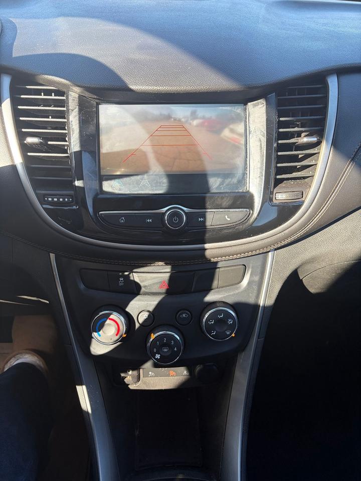 2017 Chevrolet Trax AWD 4dr LS Photo
