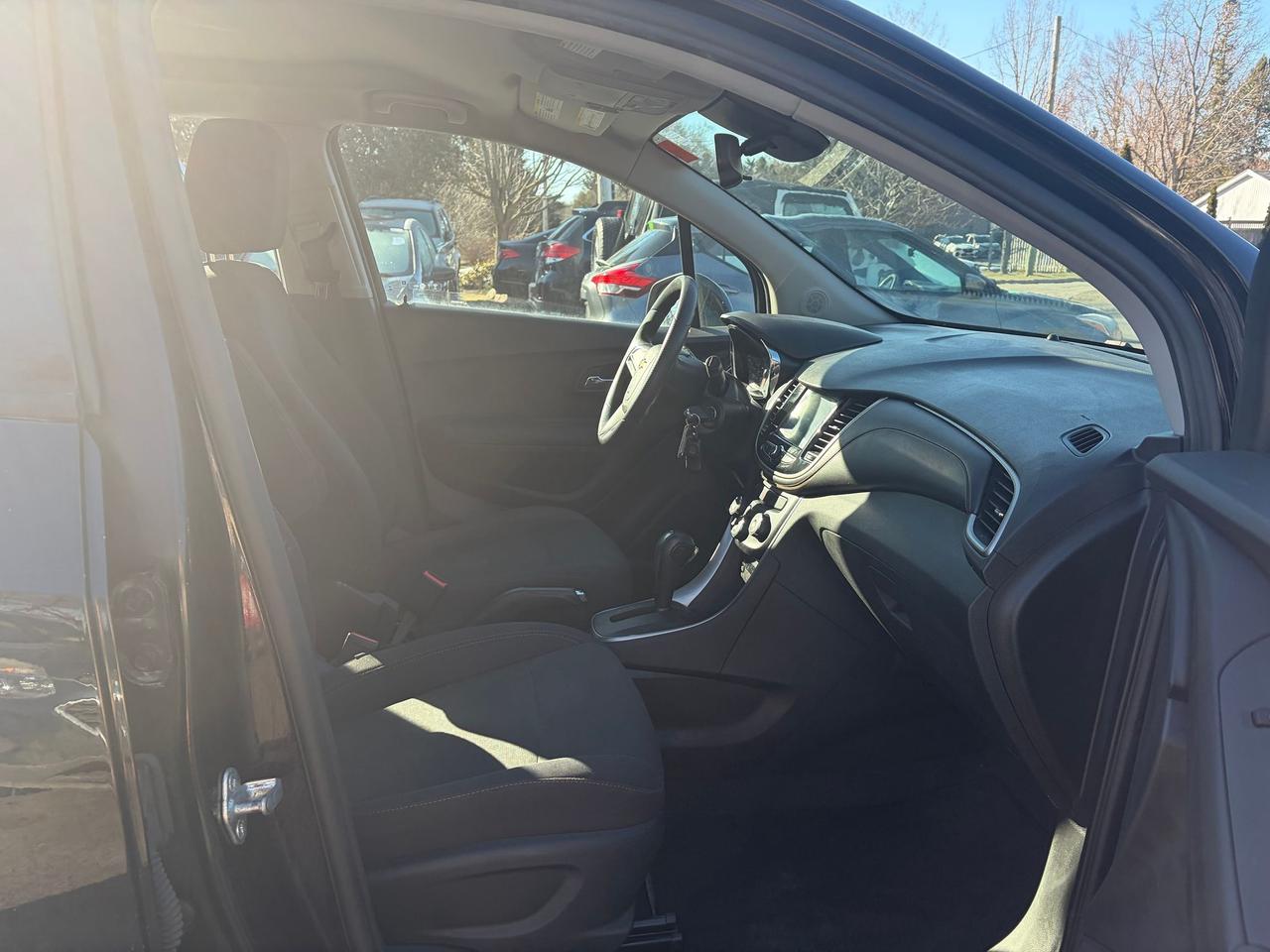 2017 Chevrolet Trax AWD 4dr LS Photo