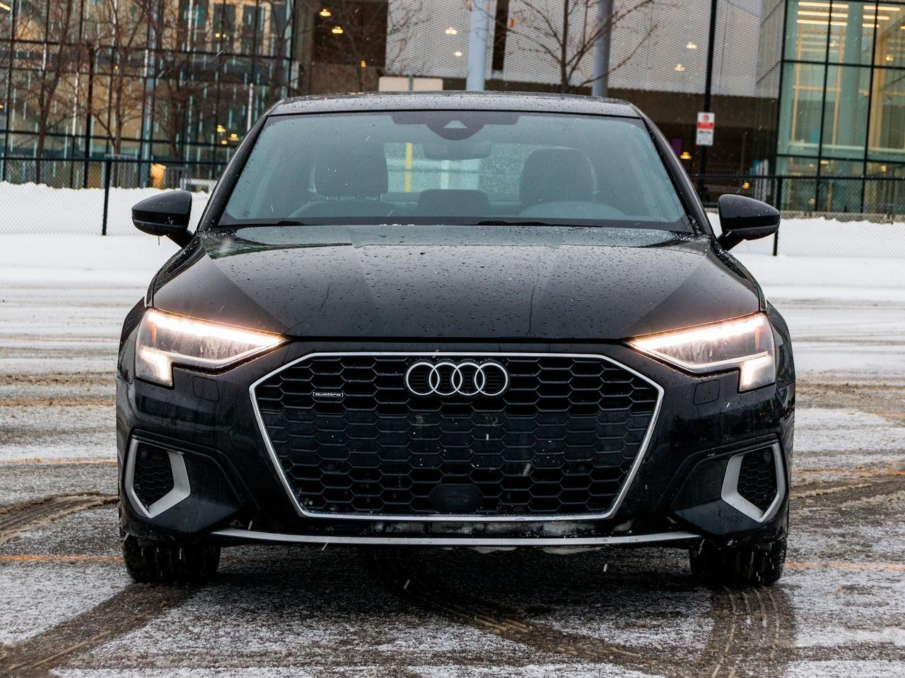 2023 Audi A3 Komfort| CLEAN CARFAX| NO ACCIDENTS| Photo2